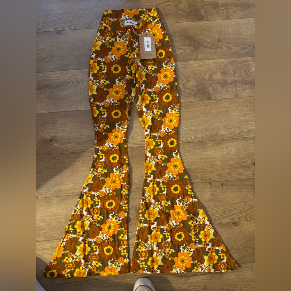Her Pony Margaux High Waist Bell Bottom flower Flares Australian size 6 but 2 US